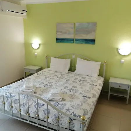 Spacious By The Beach At Praia Da Rocha Lejlighed *