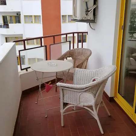 Spacious By The Beach At Praia Da Rocha 公寓 波尔蒂芒
